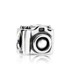 PANDORA | Camera Charm